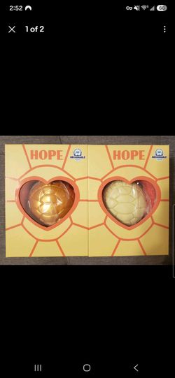 Abominable Toys Hope Turtle Set contains both a Limited Edition of 250 pieces and a regular edition