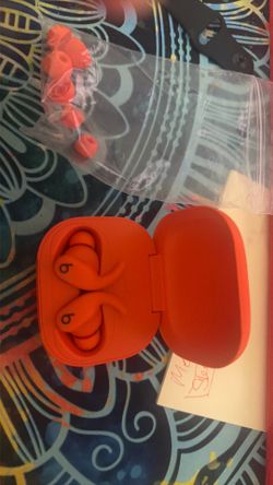 Beats headphone