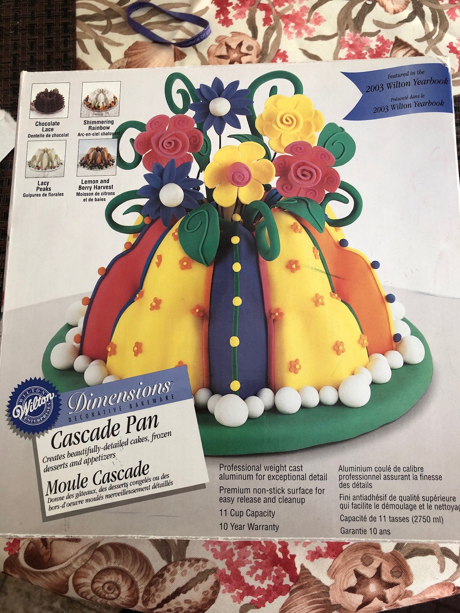 Cascade pan decorative bakeware Wilton brand. New never used