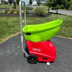 Lobster Pickle Two Pickleball Machine 