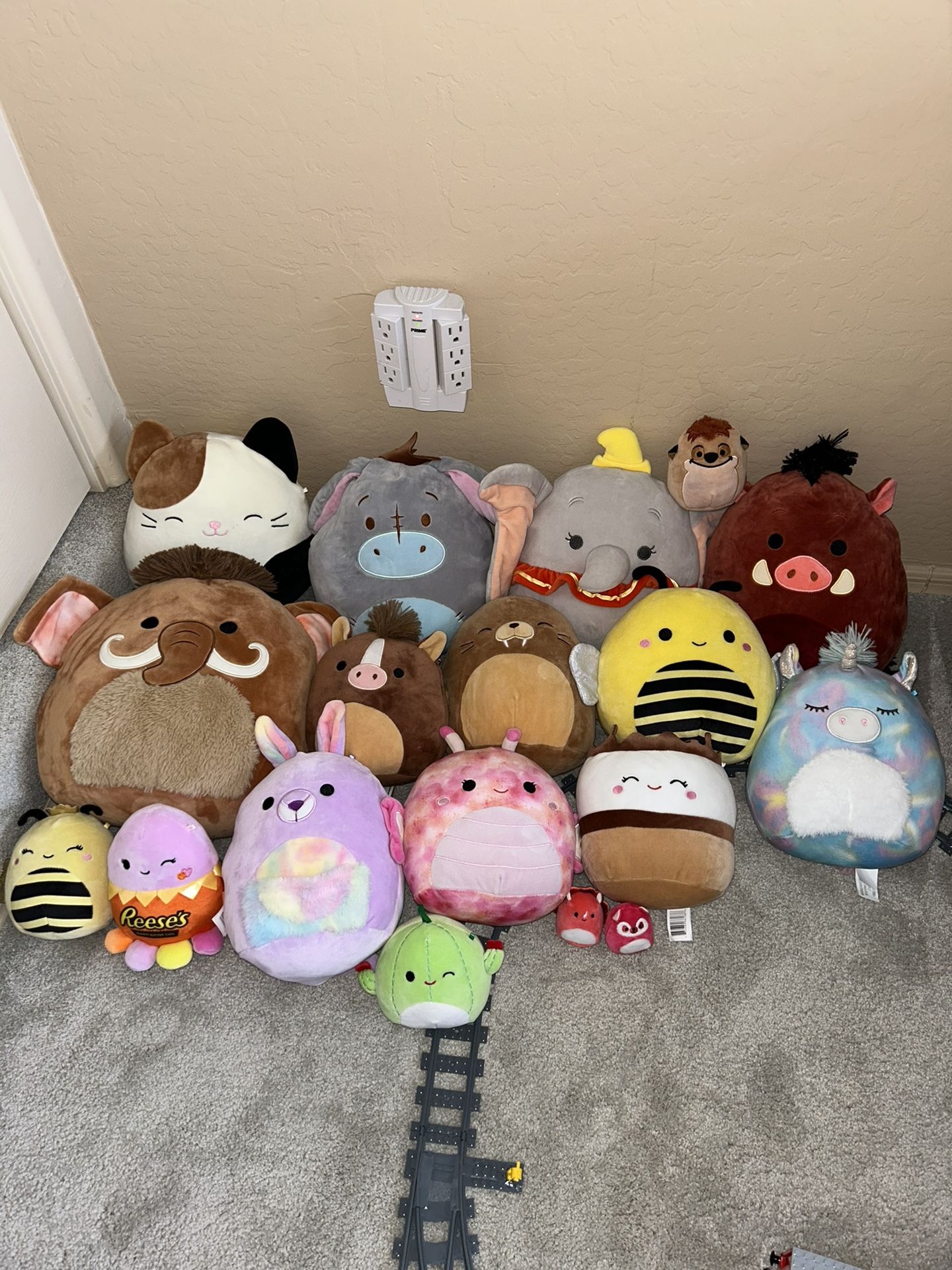 SQUISHMALLOWS For Sale