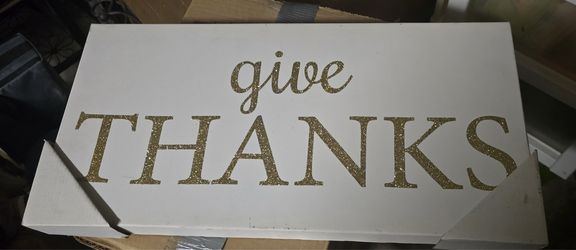 GIVE THANKS Sign
