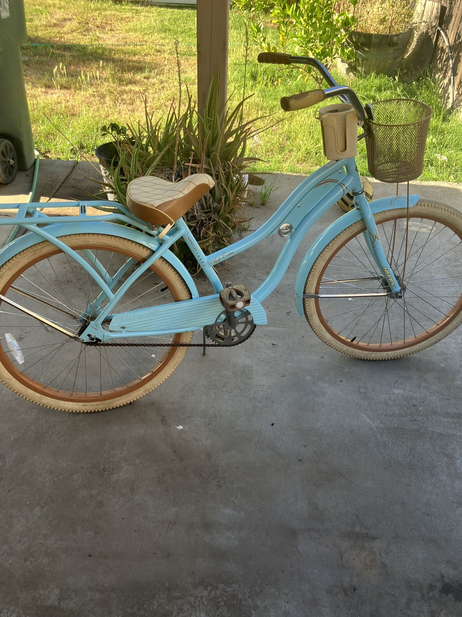Lightly Ridden | Chic & Clean Ride – Ready for Summer Cruising 🚲✨
