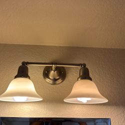 3 Bathroom Light Fixtures