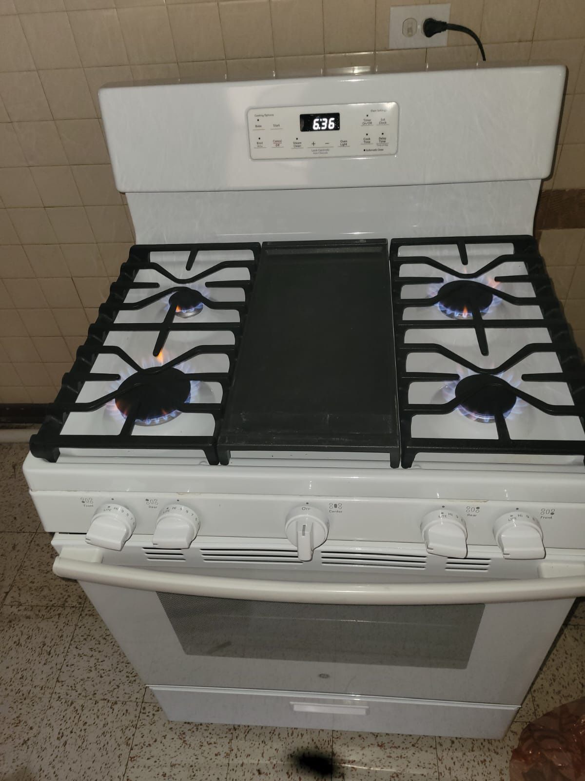 New GE stove 
