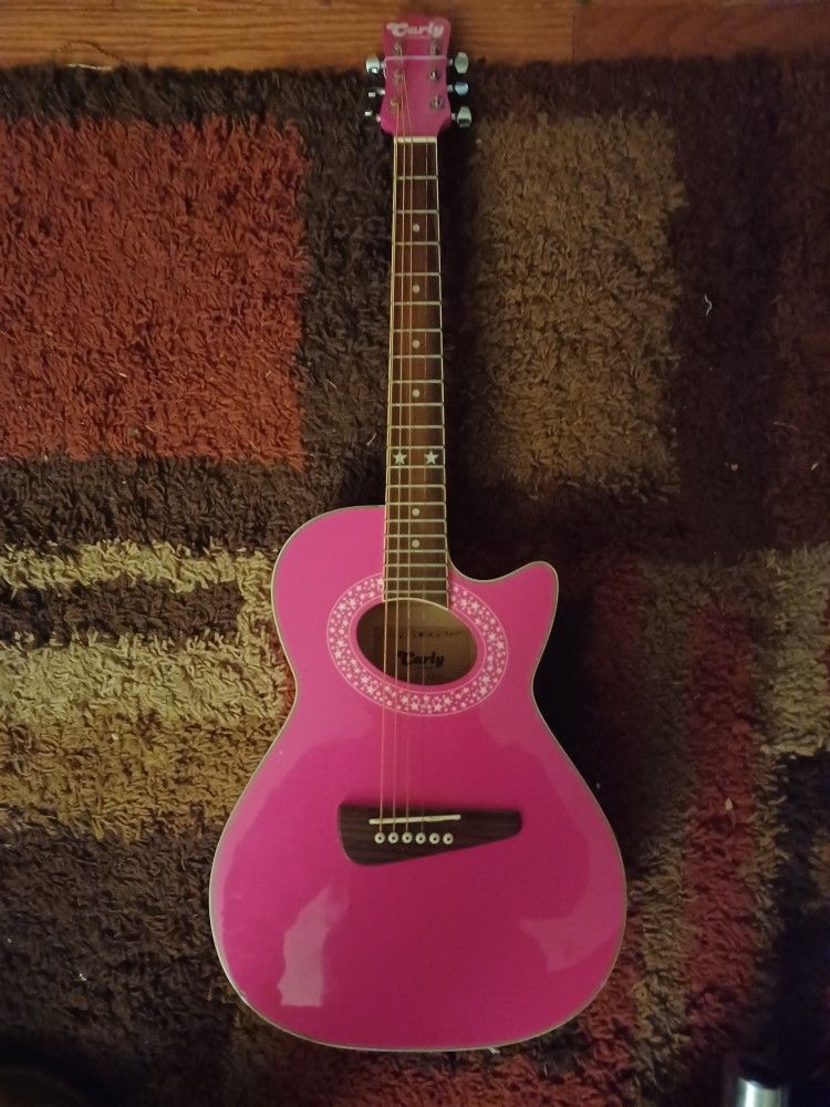 Carly Acoustic Guitar OBO