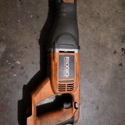 cordless reciprocating saw 
