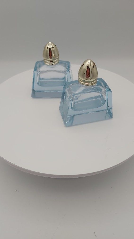 Beautiful Vintage Crystal Salt & Pepper Park