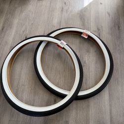26" x 2.125 Beach Cruiser Bike White Wall Tires  Pair DURO 