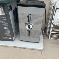 costume Raiders Small refrigerator