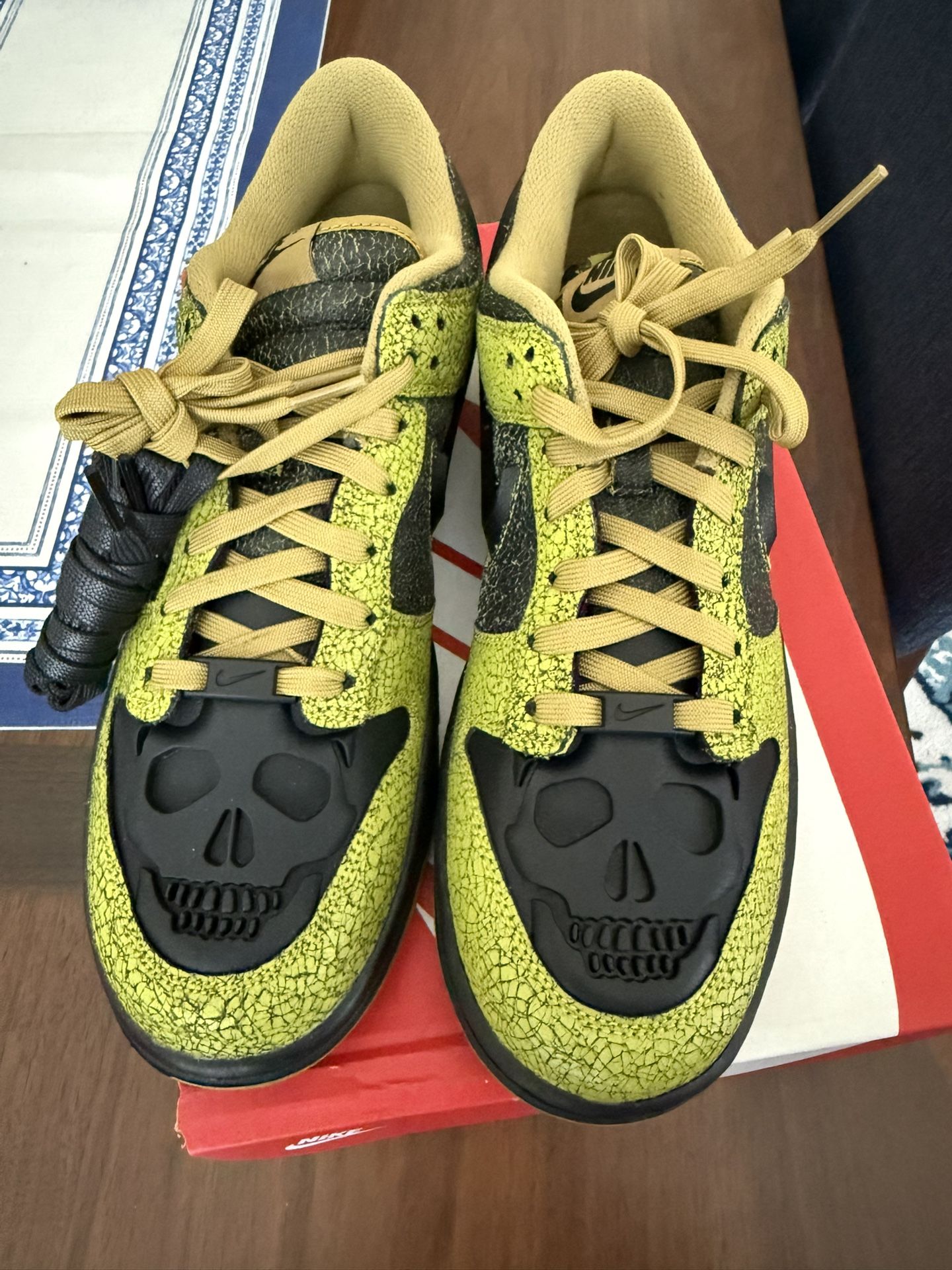 Nike Dunk Low Halloween Men’s Size 11