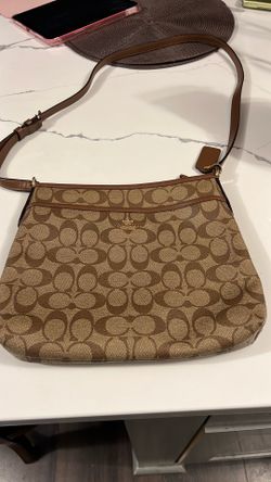 Coach.  Crossbody. Size medium