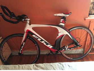 Bicicleta Triatlón / Contrarreloj Fuji D-6 – Full Carbono – Talla M