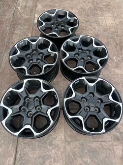 Jeep Rubicon wheels