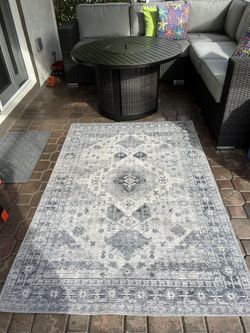 Gorgeous Safavieh Rug 