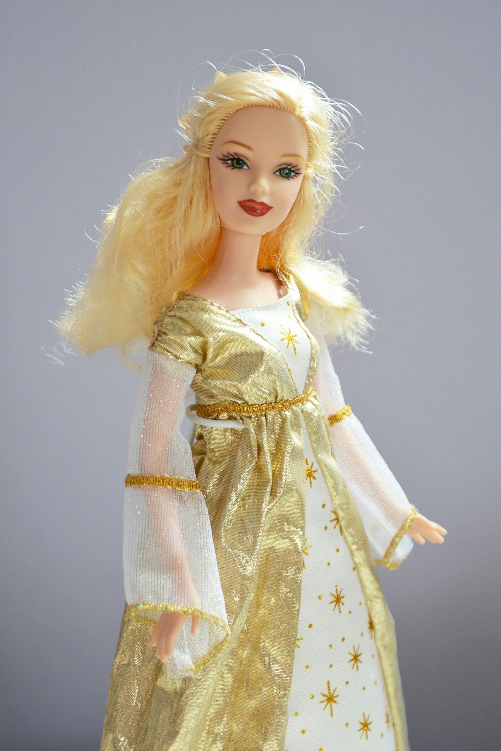 Barbie Doll Holiday Angel Gold White Goen Dress 2005