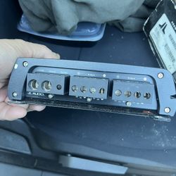 J L Audio Amp