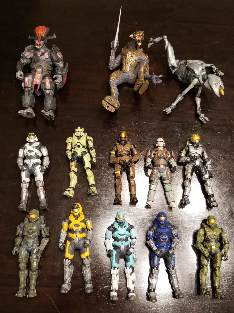 Halo action figures