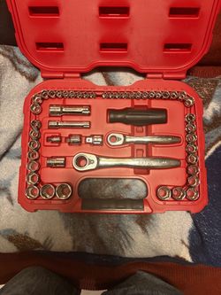 Craftsman Socket & Ratchet Tool Set – Like New
