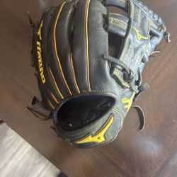 Mizuno Pro Select 11.75”