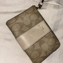 Coach Wristlet Coin Purse 