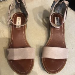 Steve Madden Womens Sandals Size 7.5 With Thick Heel