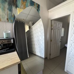 Led Mirror Lighted With Stand