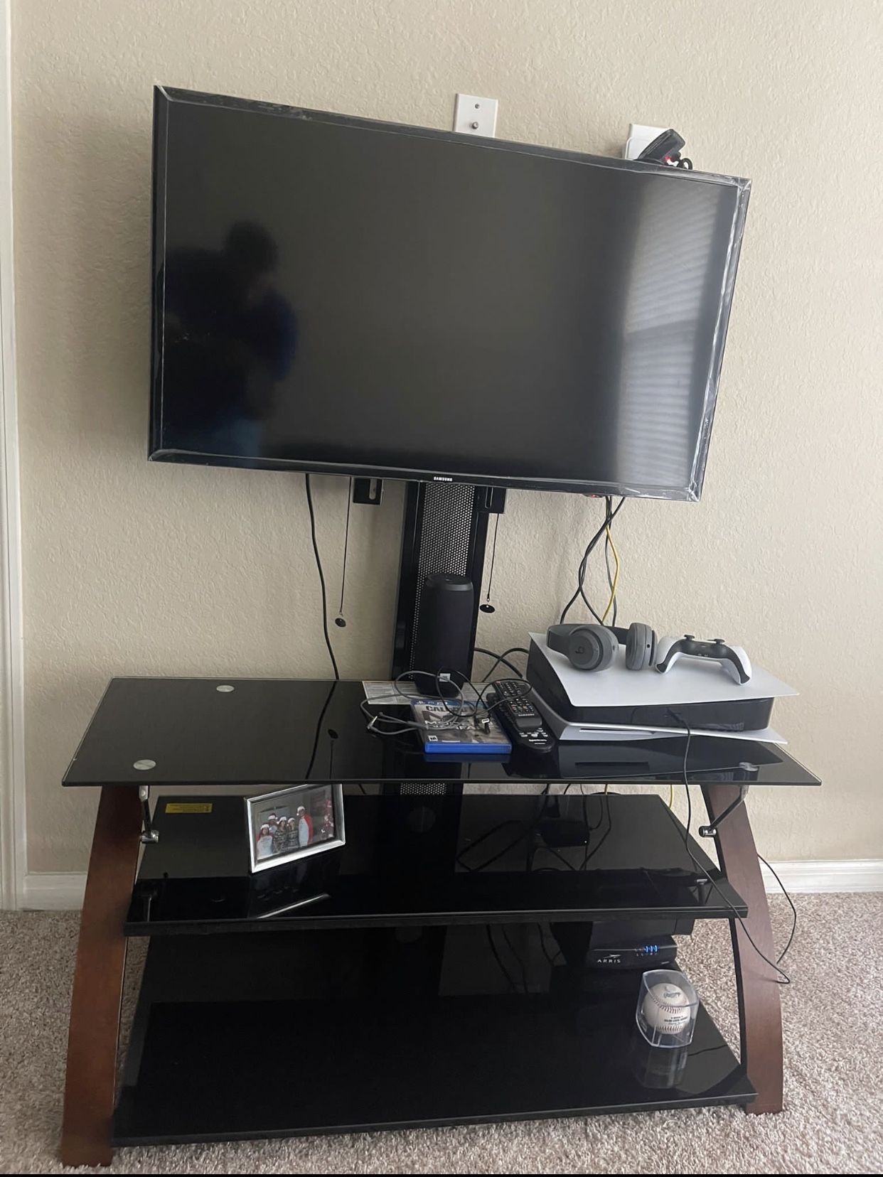 Tv Samsung 39” + Mesa 