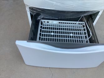 Secadora whirlpool eléctrica blanca con storage $200 OBO