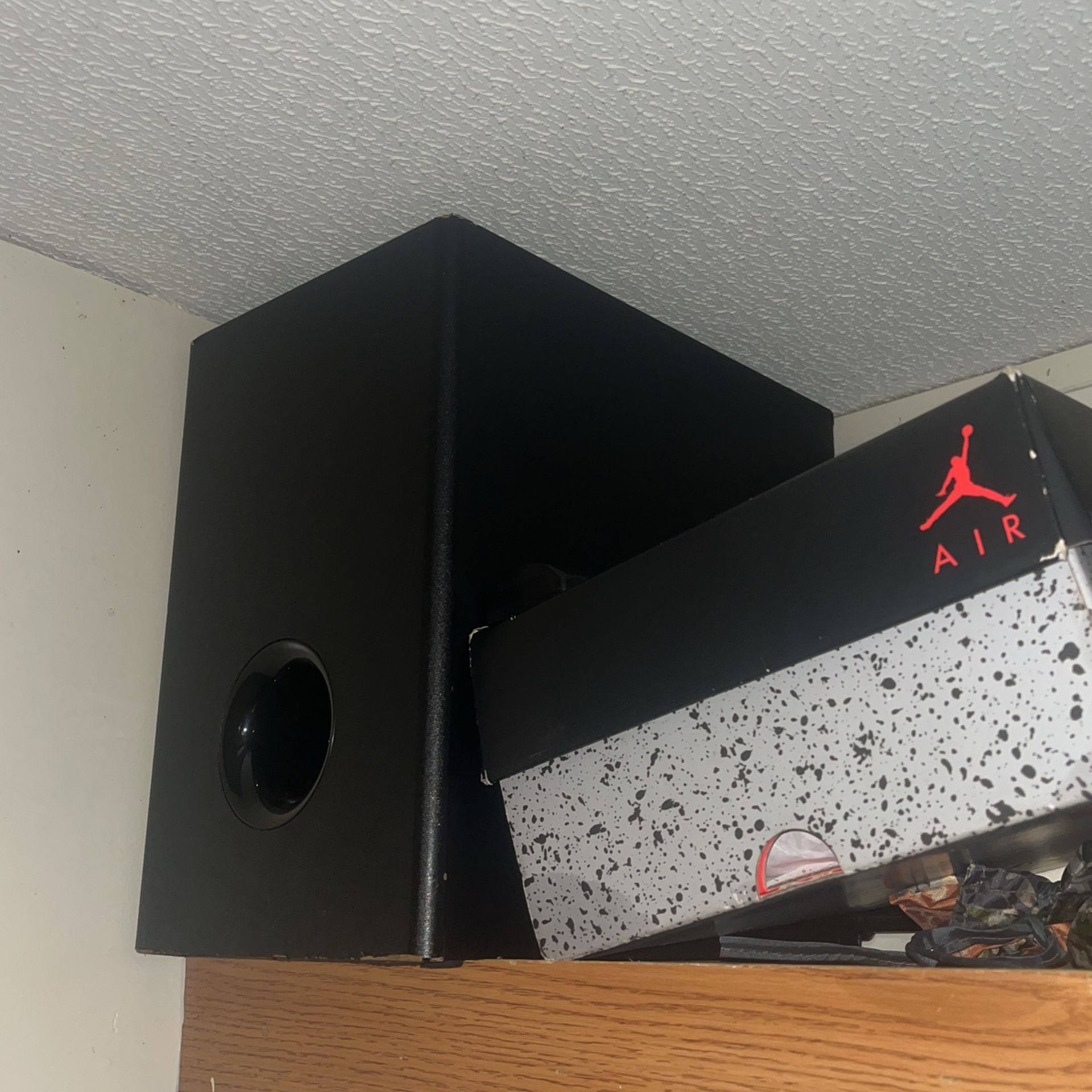 Surround Sound And subwoofer/Bluetooth