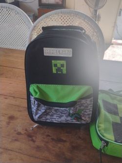Backpack and loncheras