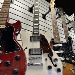 AUTHENTIC ACOUSTIC/BASS/ELECTRIC GUITARS