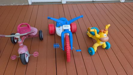 Free baby stuff, toys