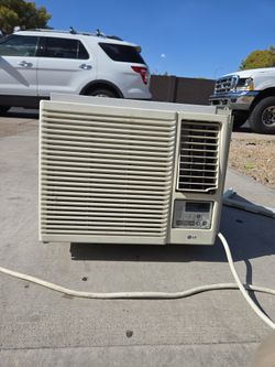 LG WINDOW AC UNIT