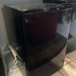 Mini Refrigerator 