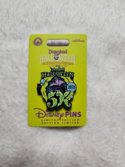 ​Disneyland Halloween Half Marathon 2025 Ursula 5K Pin Limited Edition New