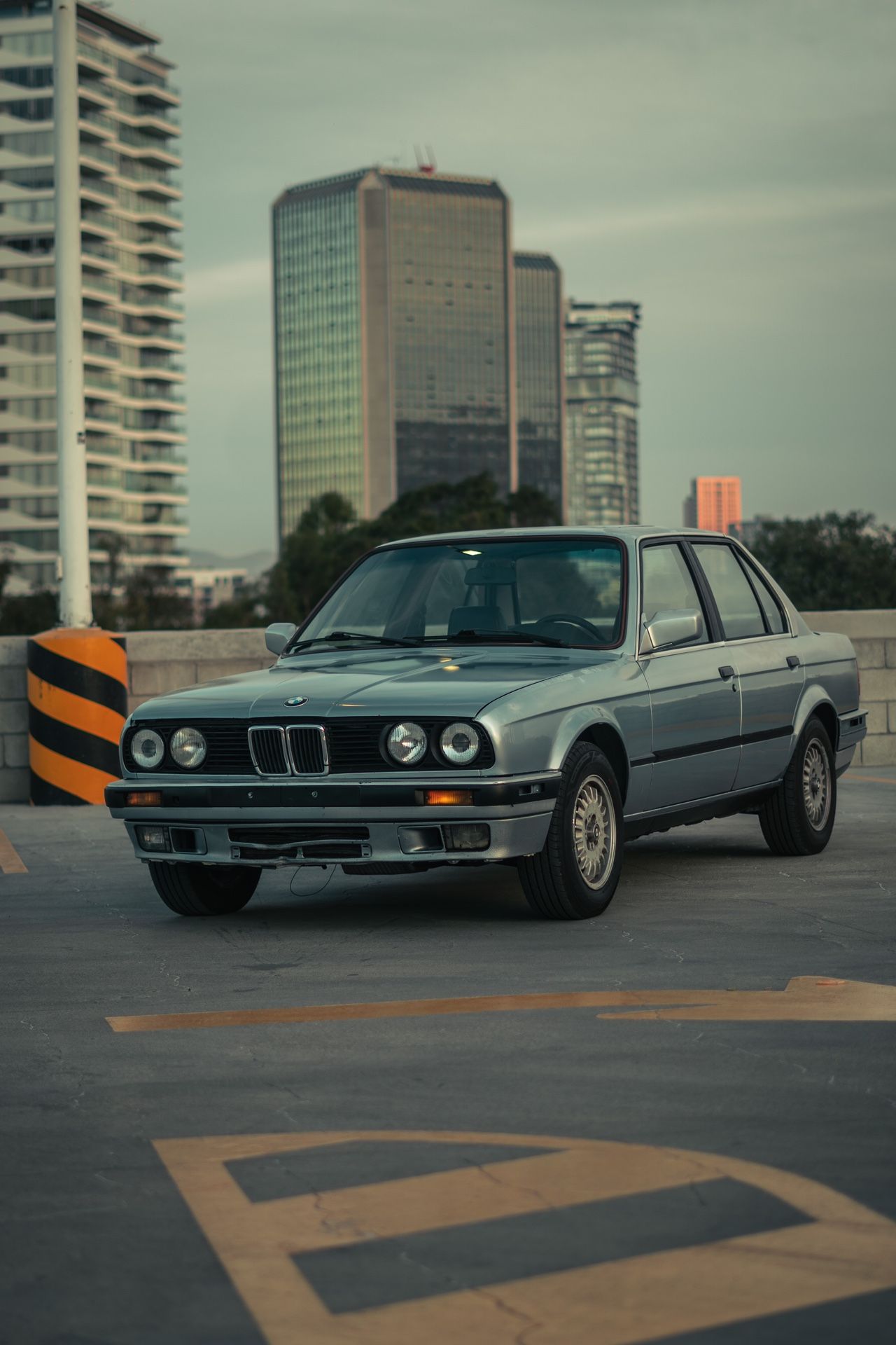 1990 BMW 325i