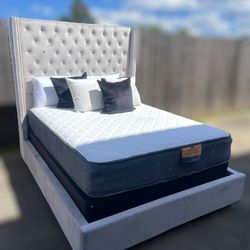 Jewel Gray Queen Bed 