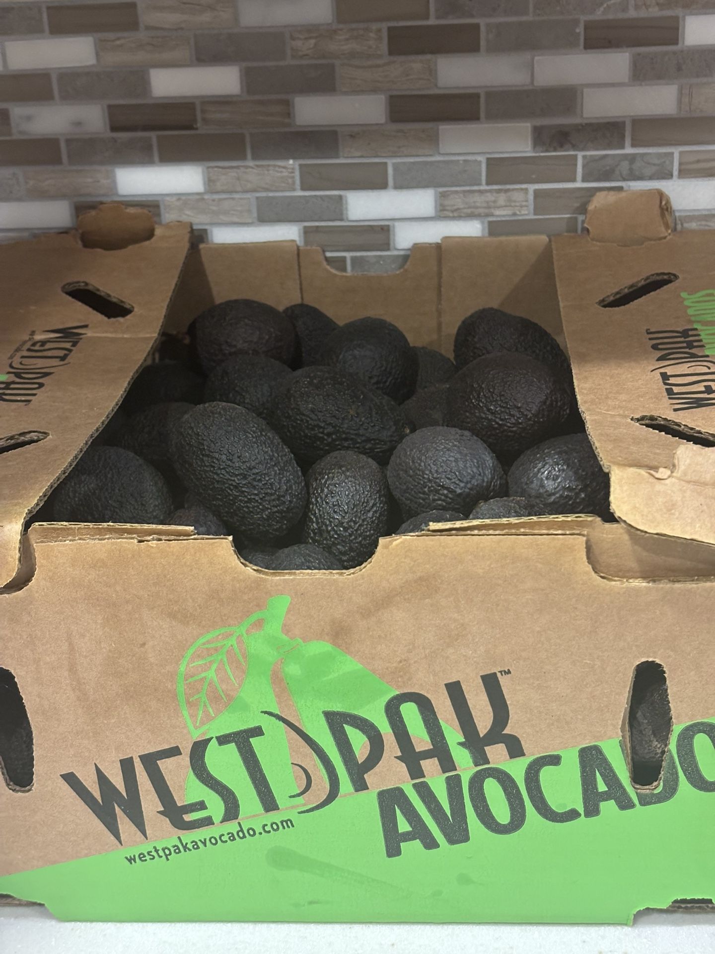 Avocado In Box Large Box Of Avocados for Sale in San Diego, CA - OfferUp