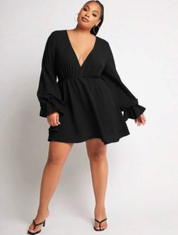 🖤 Black Plus Plunging Neck Flare Sleeve Sheer Dress Size 1XL