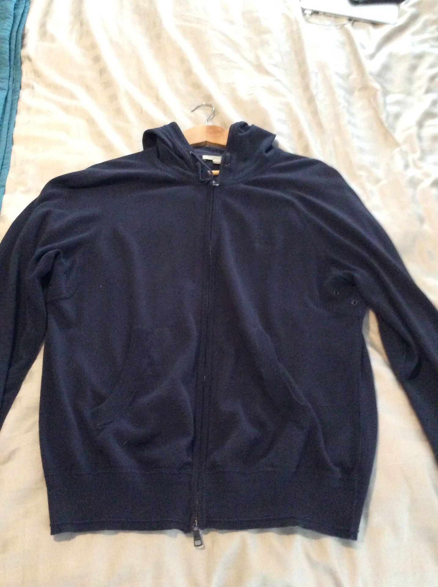 Burberry hoody size M