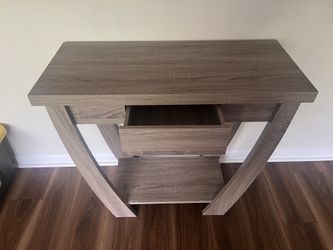 Entrance Table