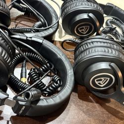 Rockville Pro M50 headphones w/ cases