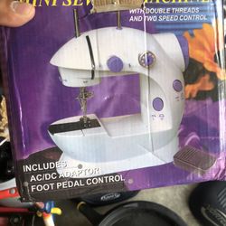 Mini Sewing Machine 