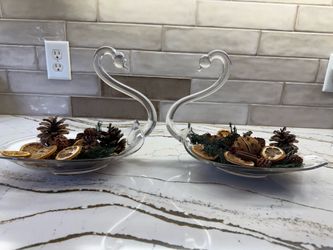 Swan decor
