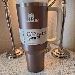 40 Oz Rose Quartz Stanley