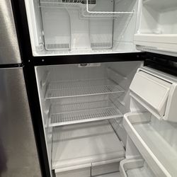 Refrigerator 65Hx29W