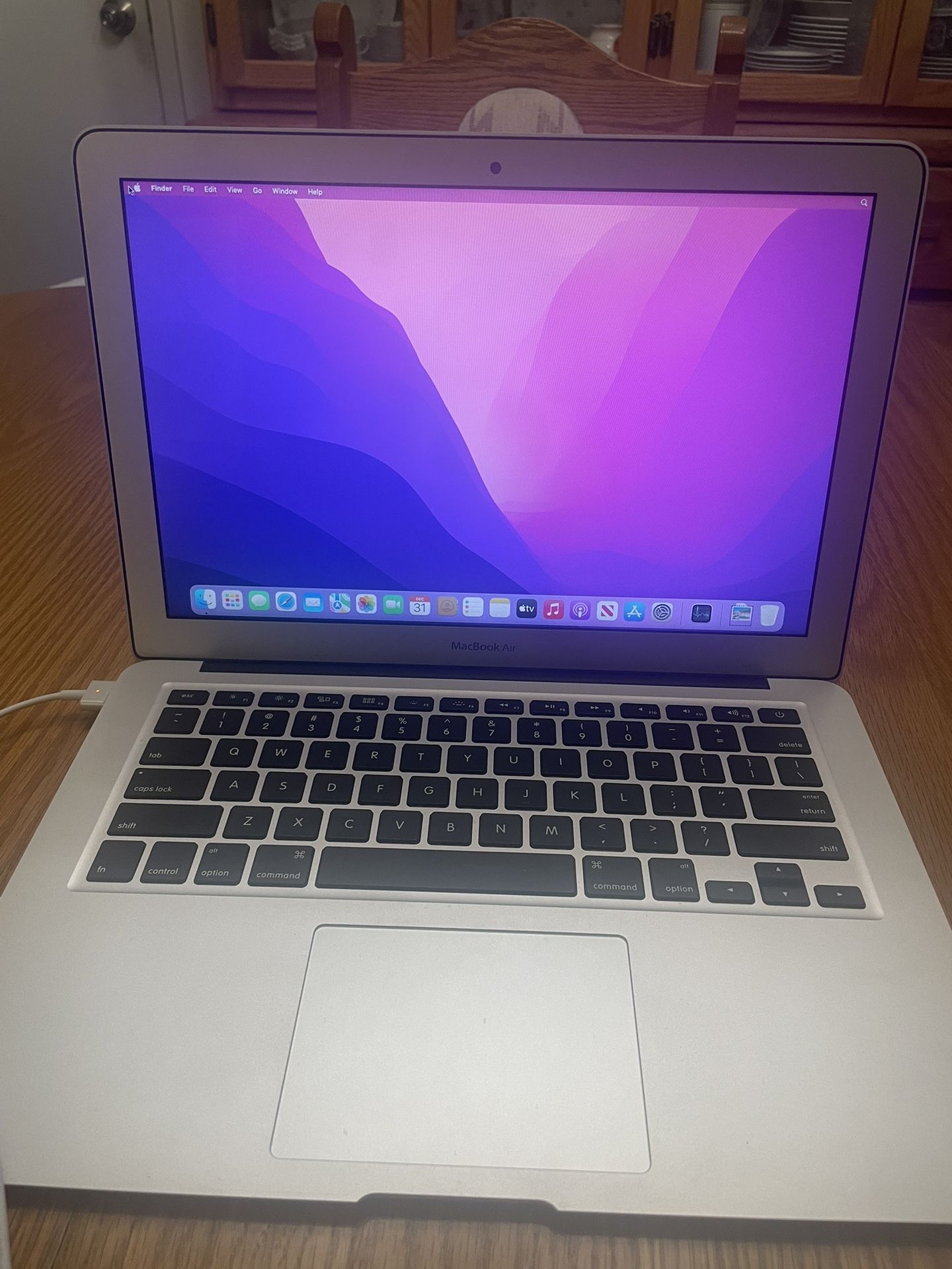 Macbook Air 2015 Excellent Condition - Apple Laptop