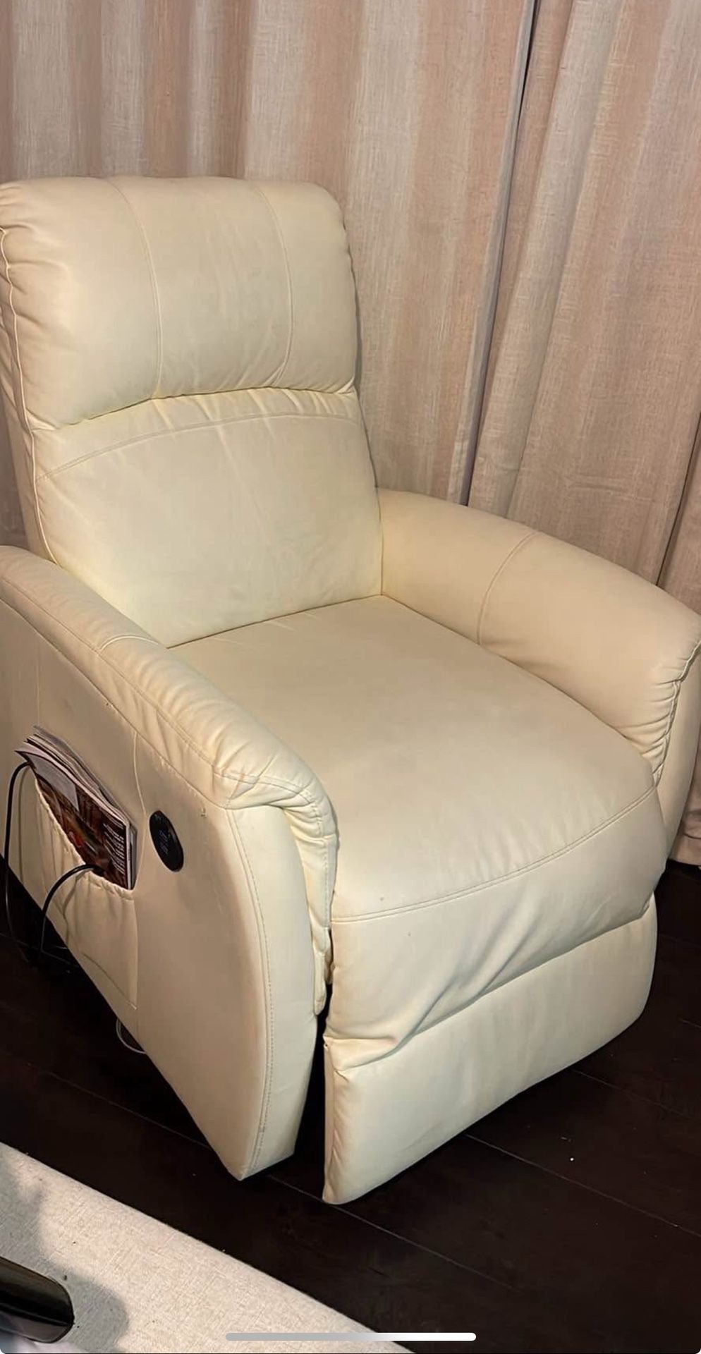 Remote Control Baby Nursing Chair 