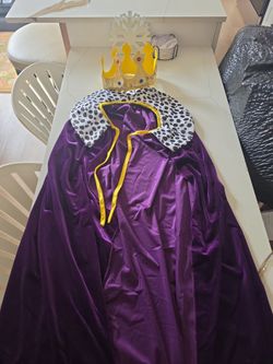 King Costume Cape and Crown Set